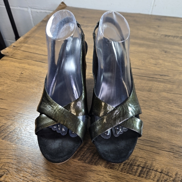 Ugg Hazel 1926 Metallic Patent Slingback Cork Wedge Heels Sandals - Picture 8 of 12